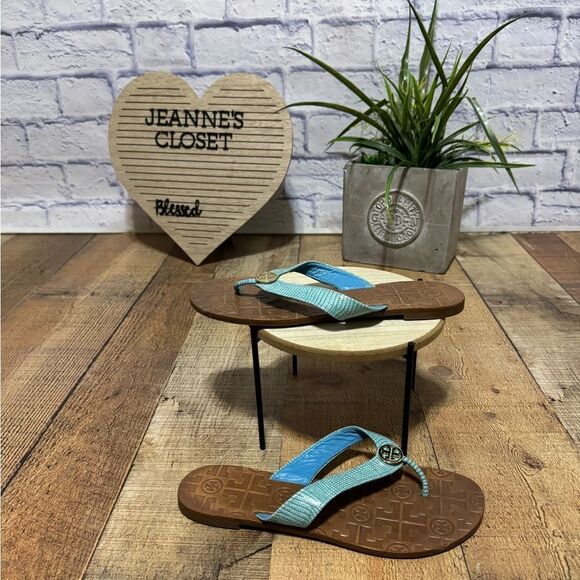 Tory Burch Blue Patent THORA Gold Logo Flip Flop Sandal US 7 M - Picture 14 of 14